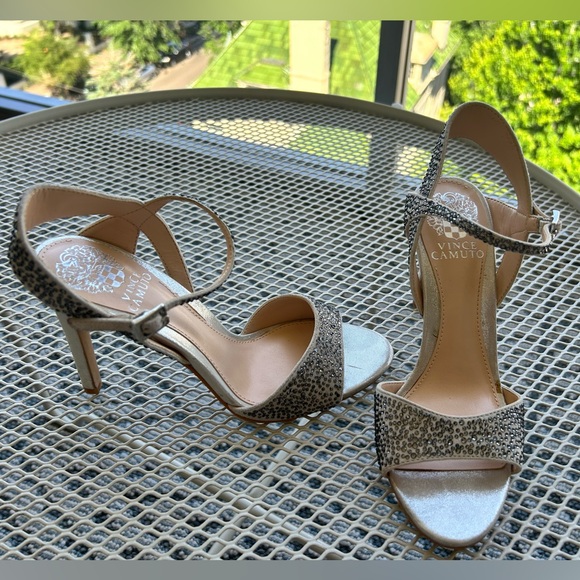 Vince Camuto bejeweled heels - Picture 3 of 8